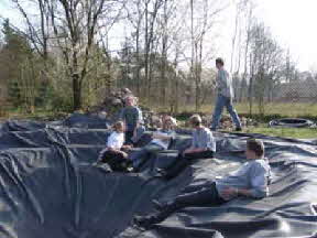 Bild Schwimmteich Schwimmteichfolie auslegen.jpg